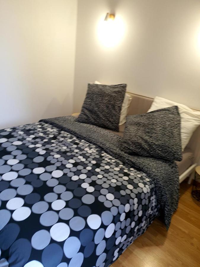 Appartement Cosy Entier, Parking Gratuit Dans La Rue Dijon Exterior photo